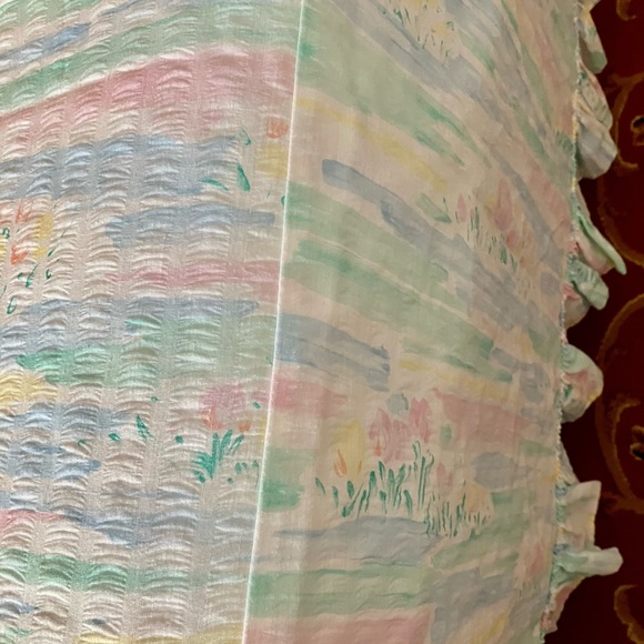 SEERSUCKER RUFFLED COTTON 2 MATCHING BEDSPREADS FLORAL GARDEN & SOFT PASTELS - Picture 5 of 16